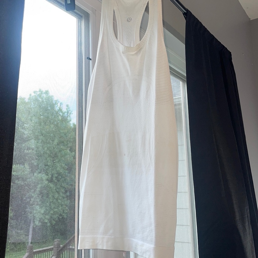 white lulu tank top